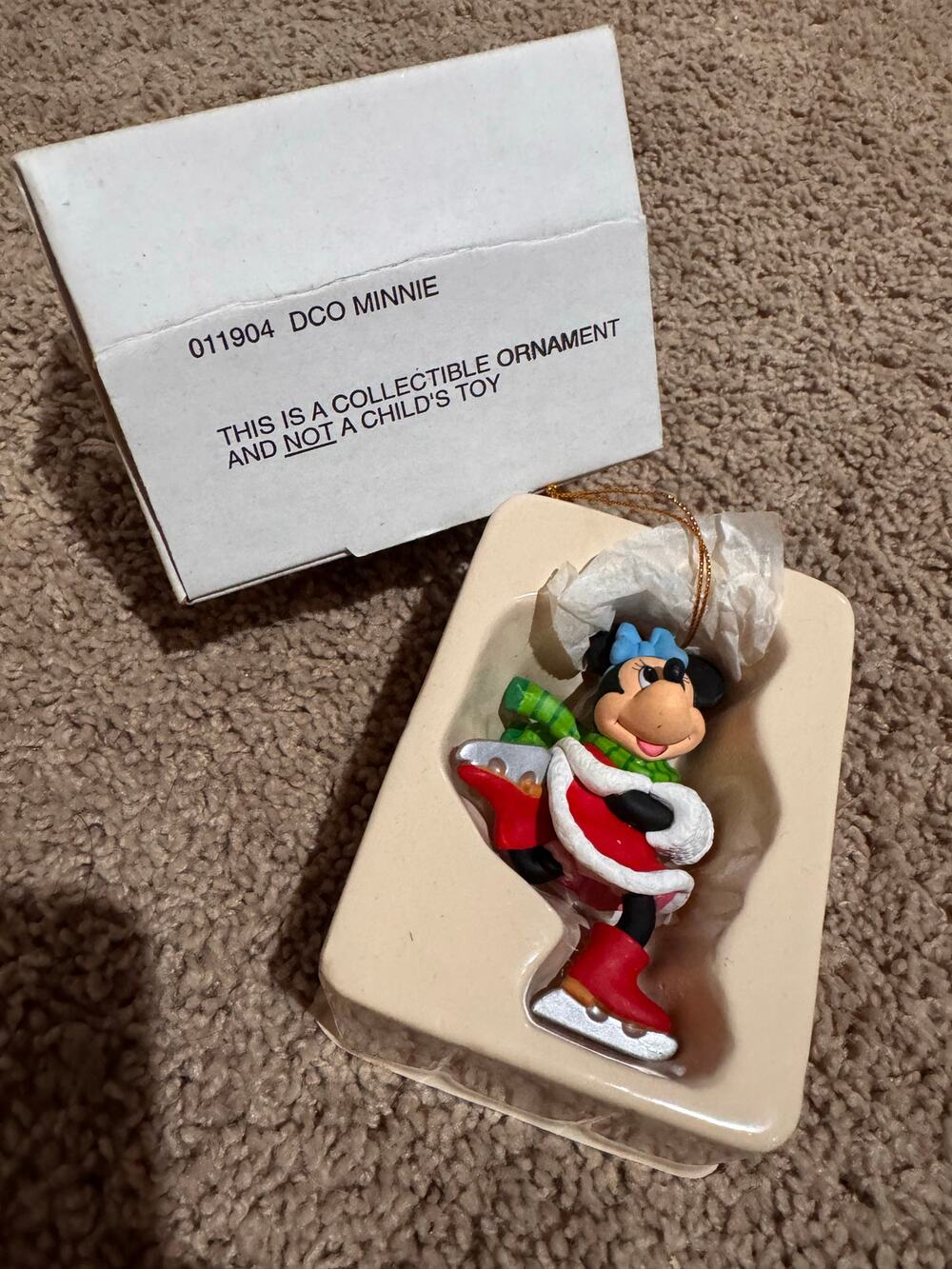 Vintage Disney Grolier DCO Minnie Holiday 011904 Ornament w/Box